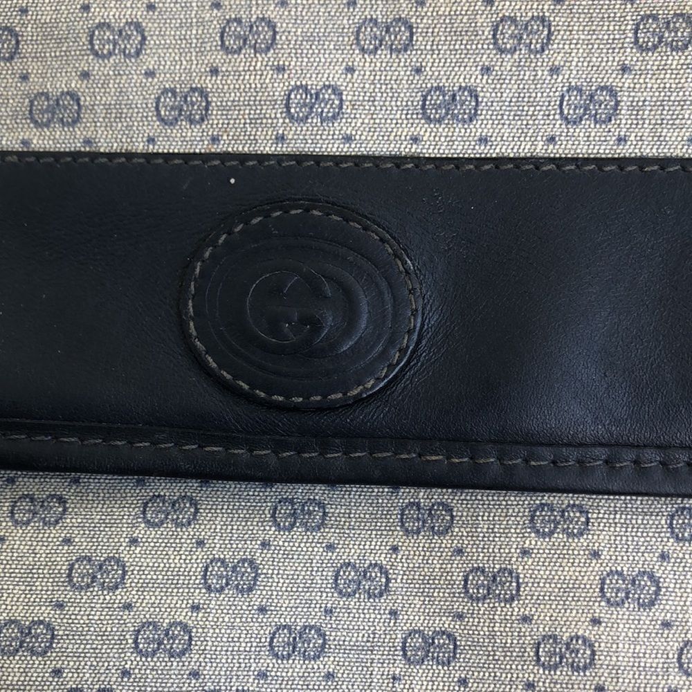 Vintage Gucci crossbody/clutch - Picture 2 of 9
